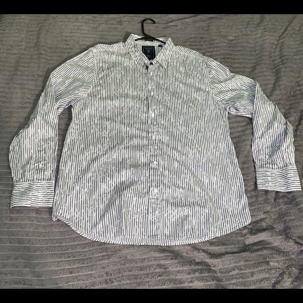 Men’s Guess dress shirt